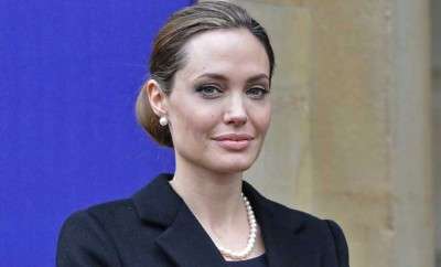 M_Id_388744_Angelina_Jolie