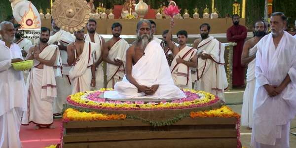 La cerimonia del Darmasuya Mahayaga 1 Sri Tathata Mahayaga 20141