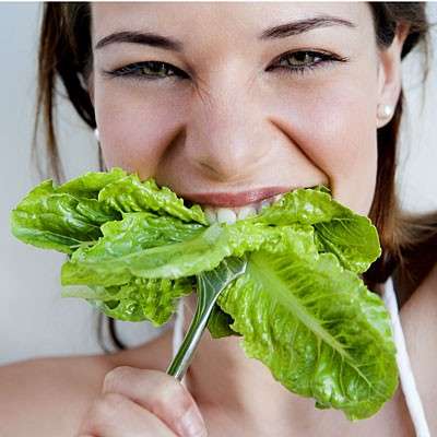 woman-biting-lettuce-400x400