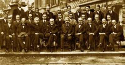 gruppo-fisici-1927-copia