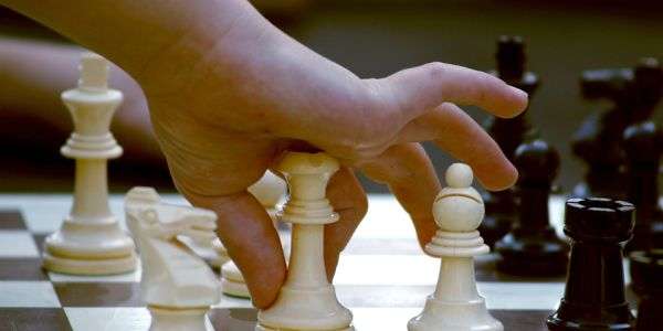 Lo strano caso degli scacchi divinatori 1 scacchi copia
