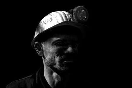 minatore Foto di Tuna Ölger da Pixabay e1629115381976