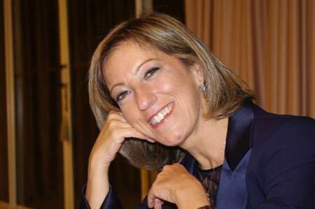 Convegno online "Medianità: un ponte verso l'infinito" 18 MIRELLA RESTUCCIA