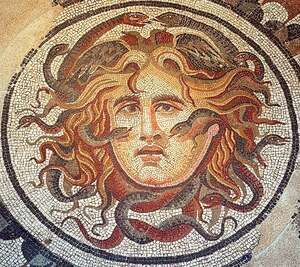 Fascinazione ipnotica 4 Rome.Mosaico di Medusa nelle Terme di Diocleziano I–II sec. d.C